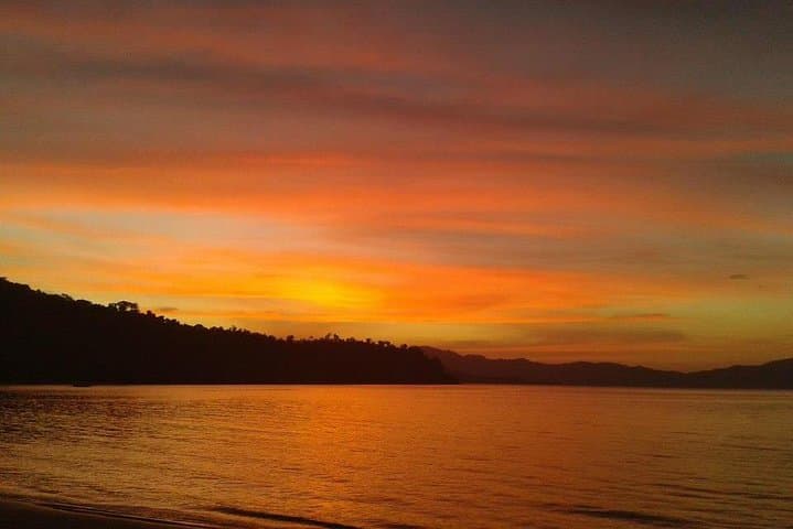 Puerto princesa pick up to portbarton island hopping 