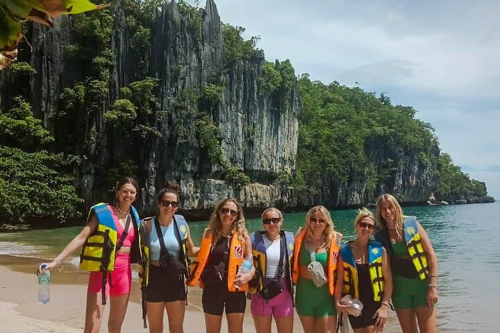 Underground River Tour w/ Private Van, Puerto Princesa to El Nido