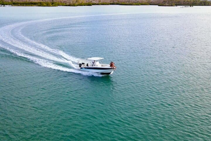 5 Island Speed Boat Tour in Mauritius with Pick up and Drop off