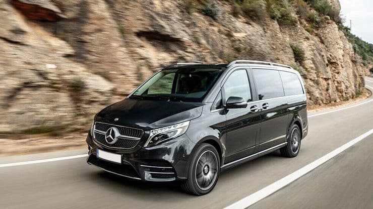 Lisbon to Porto Private Transfer With Sightseeing Stops