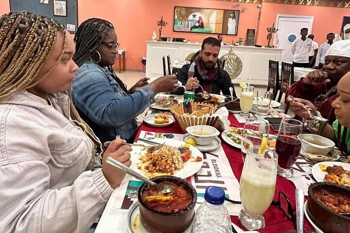 Eat Like a Local on a Traditional Egyptian Food and Tea Tour