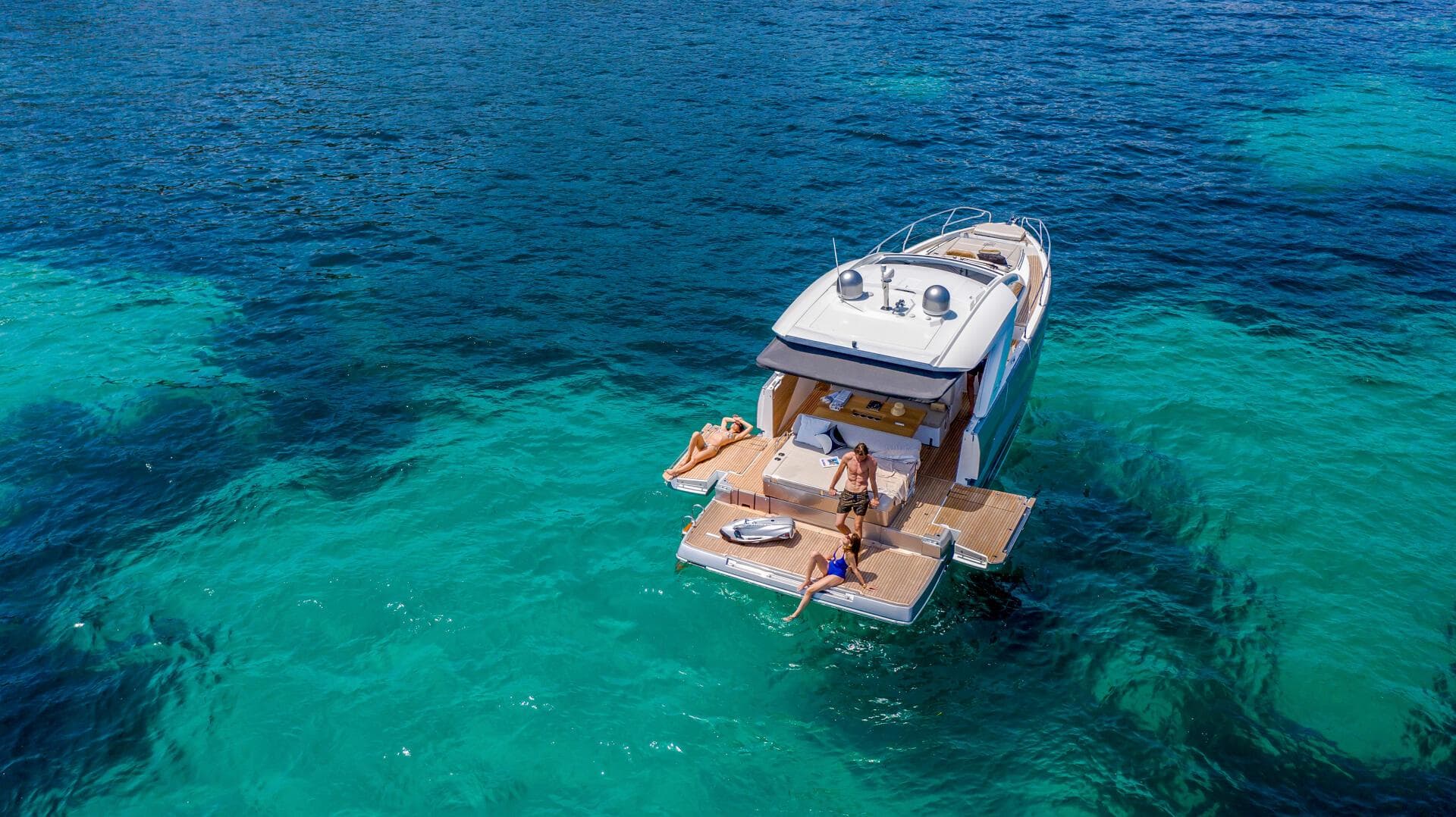 Jeanneau DB43 - Private Boat Tour - Half Day (3:30)