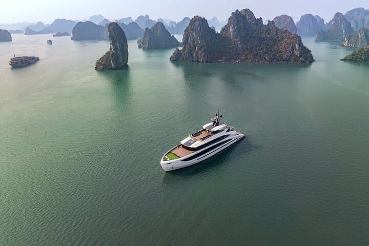 Luxury Modern Cruise Through Halong, Lan Ha Bay with Savory Lunch