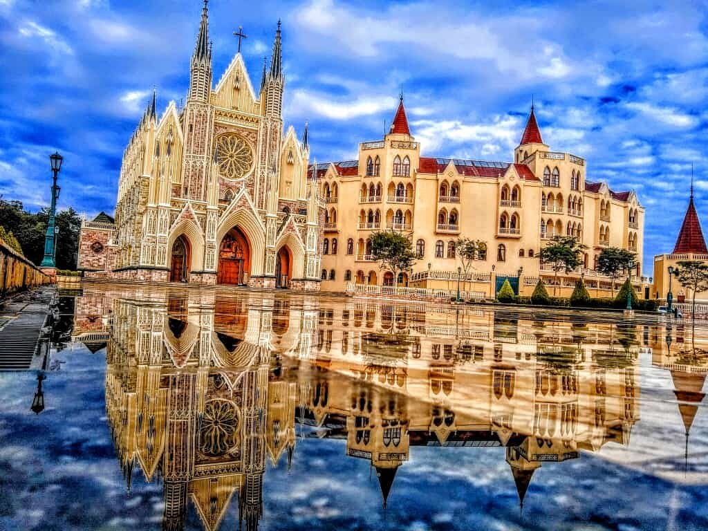 Full-Day Tour Fátima and Batalha