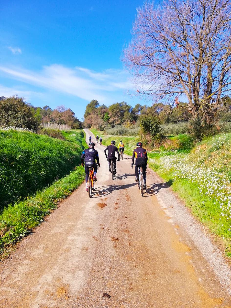 E-Bike Tour Medieval villages - 1/2 day