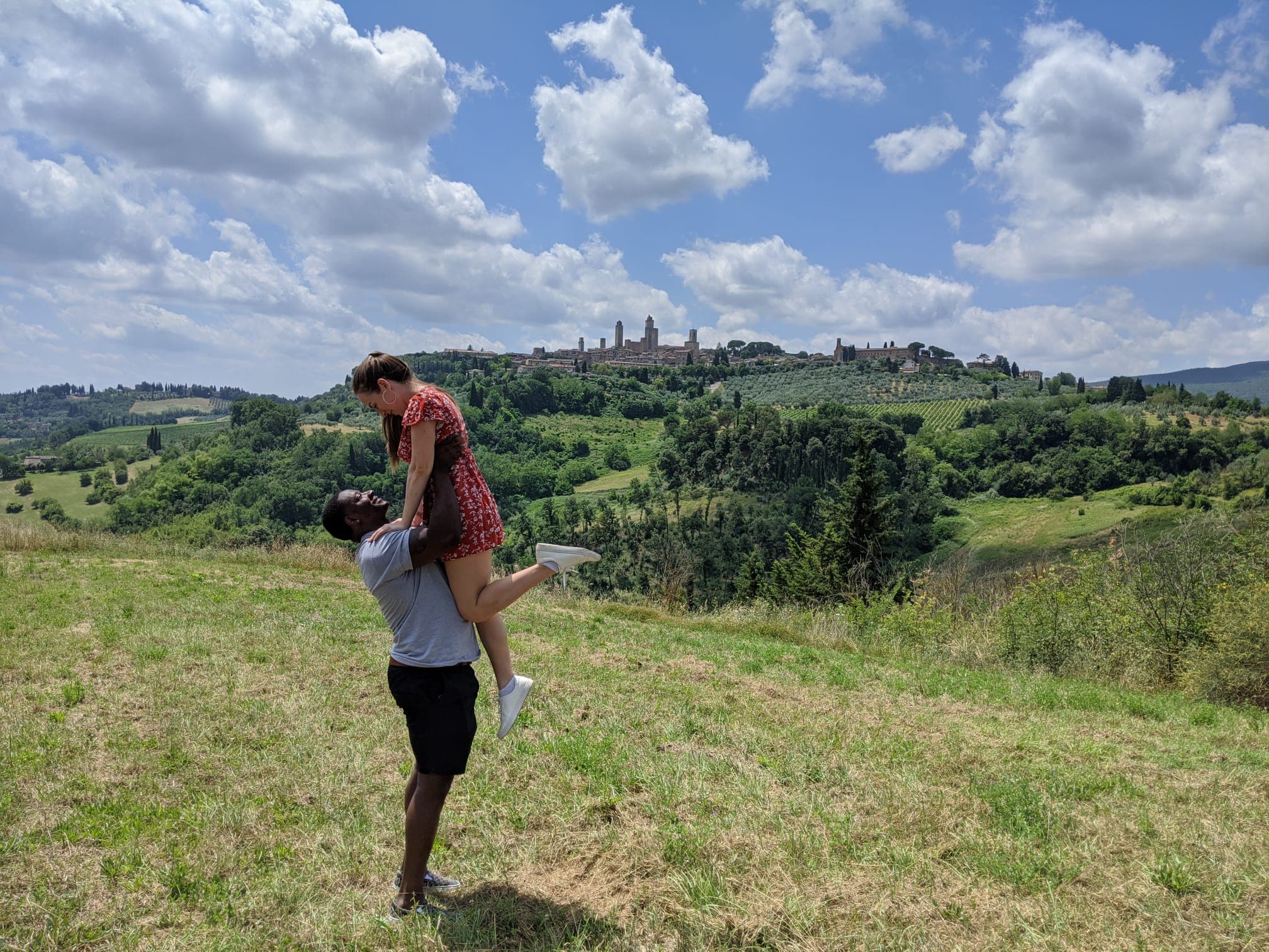  Private Full-Day Tuscany Tour from Florence: Wineries, Lunch & San Gimignano