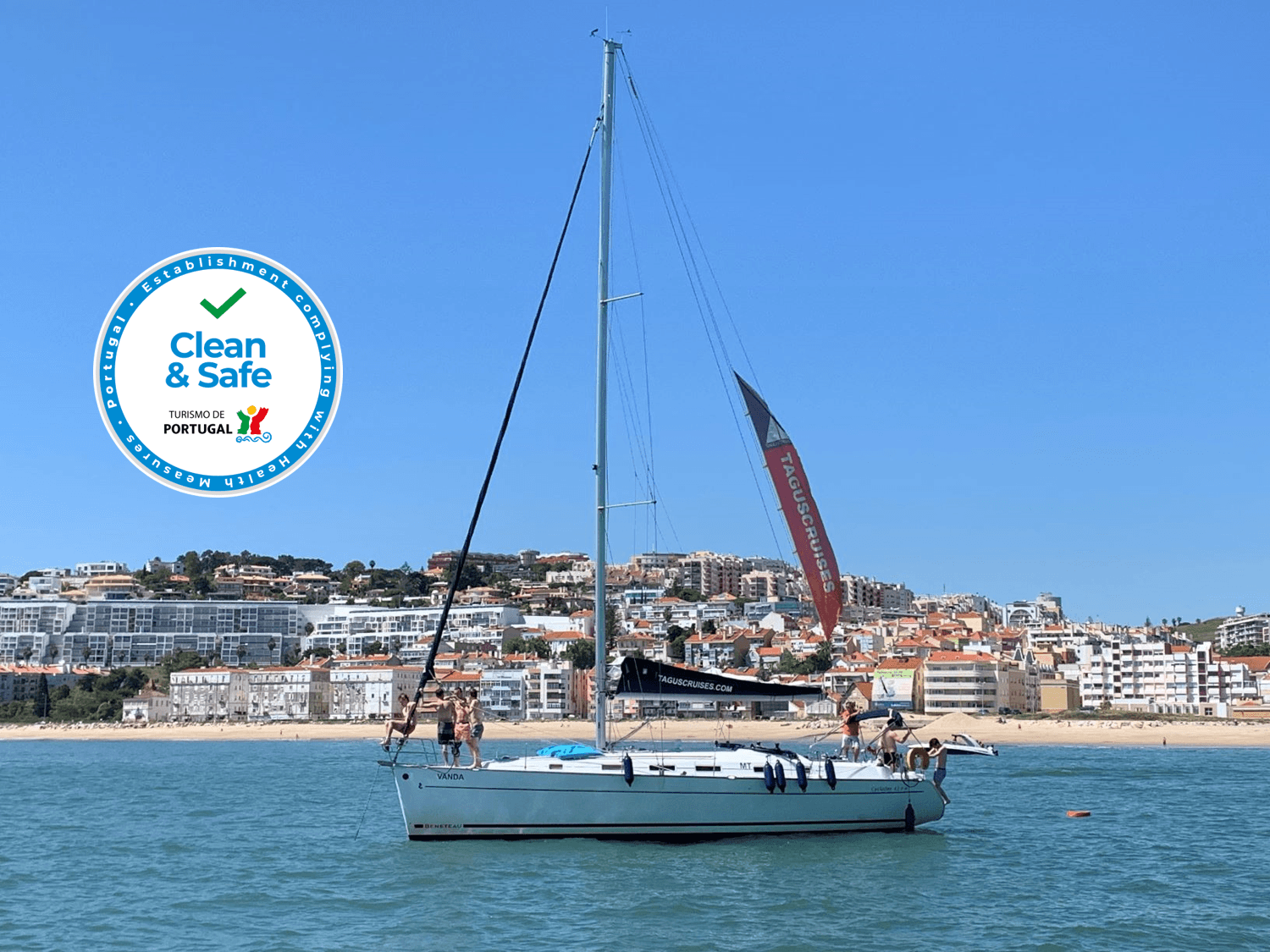 4 hours private Sailing trip to Oeiras beach