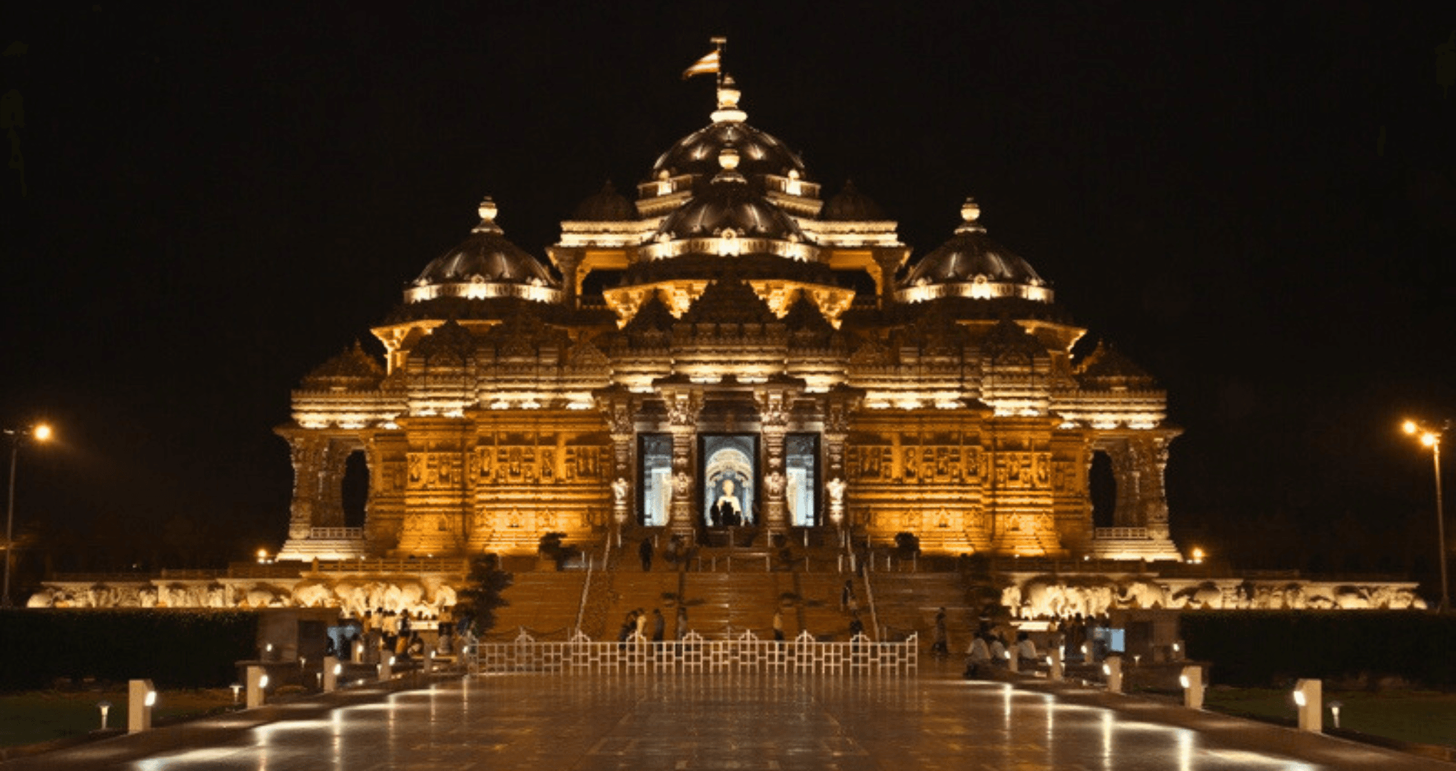 The Complete Delhi Experience: Full-Day Car Tour 