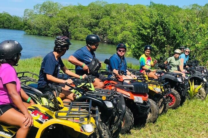 Roatan Best off road ATV, food tasting and beach 