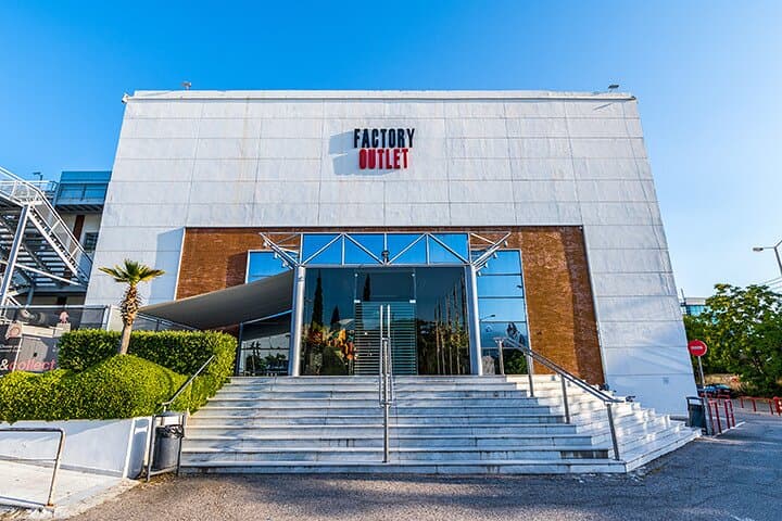 Factory Outlet of Piraeus Private Shopping Tour