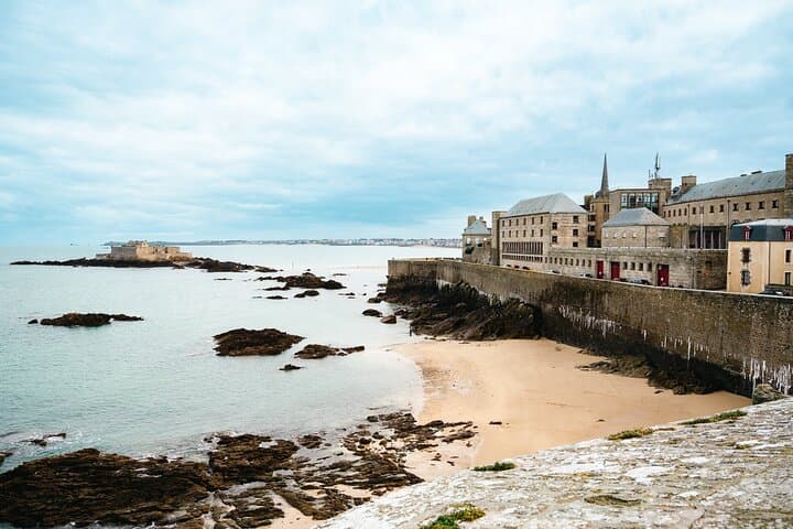 3 Days Normandy & Brittany Tour: Mont-Saint-Michel and Saint-Malo