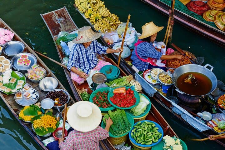 The Best of Damnoen Saduak (Floating) & Maeklong (Railway) Market