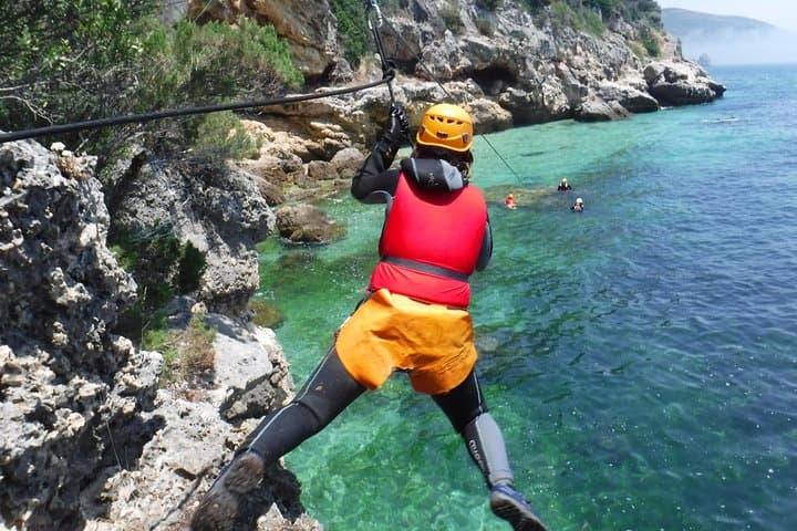 Coasteering in Arrábida