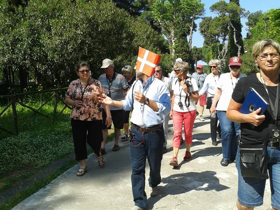 POMPEII RUINES PRIVATE guided tour with transfer service (up to 4 persons)