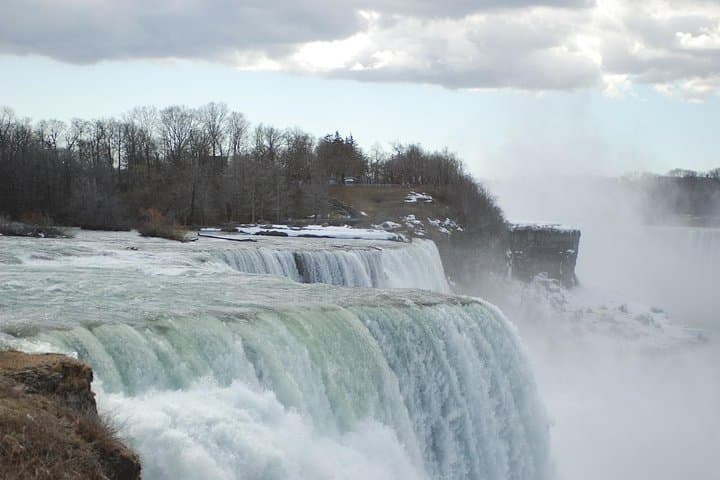 Private Customizable Niagara Falls Day Tour from Toronto Downtown