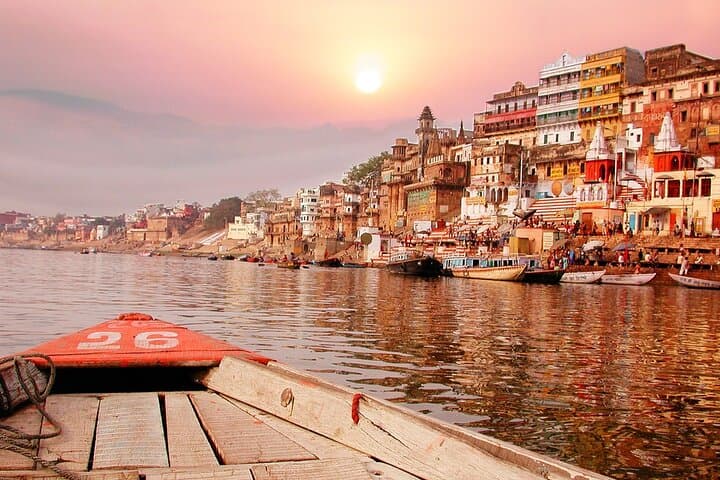 Varanasi City, Ramnagar Fort & Sarnath Sightseeing Tour