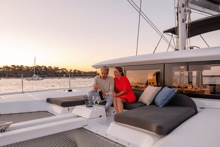 Premium Catamaran Cruise, Dia Island | Gourmet Menu | Top Rated!