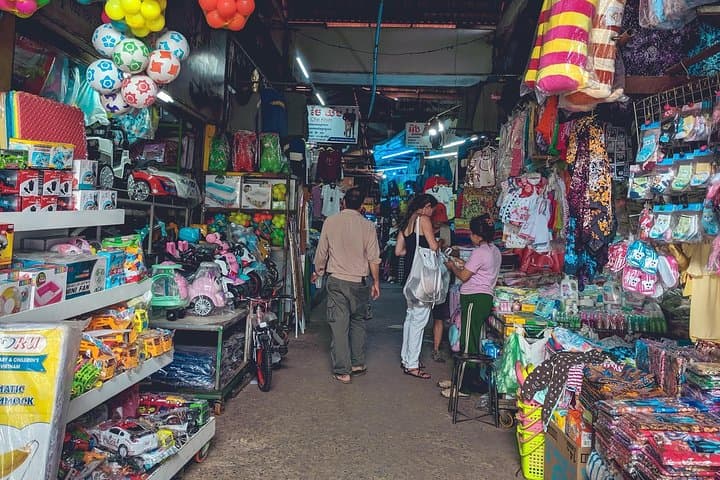 Siem Reap Phsar Leu Thom Thmey Local Market Tour
