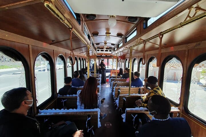 Culture on Wheels and Emirati Hospitality Experience