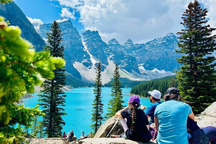  Banff and Yoho Lakes with Takakkaw Falls Group Tour