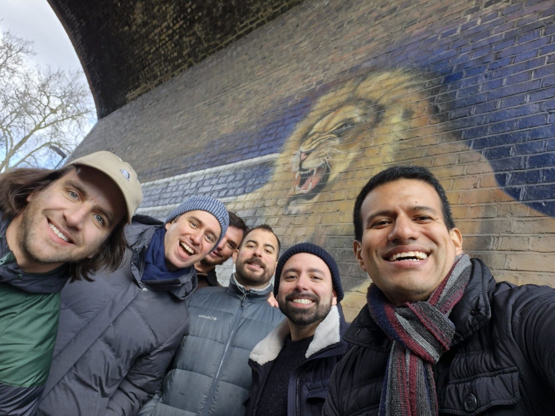 London: Enjoy a football game together with a local