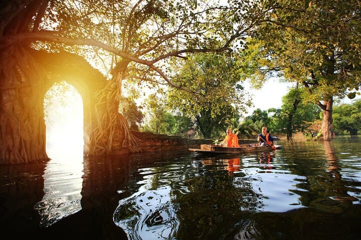 Ayutthaya Sunset Boat & UNESCO Temple: Multi-language Private Tour from Bangkok [EN,ES,DE,IT,FR,ZH]
