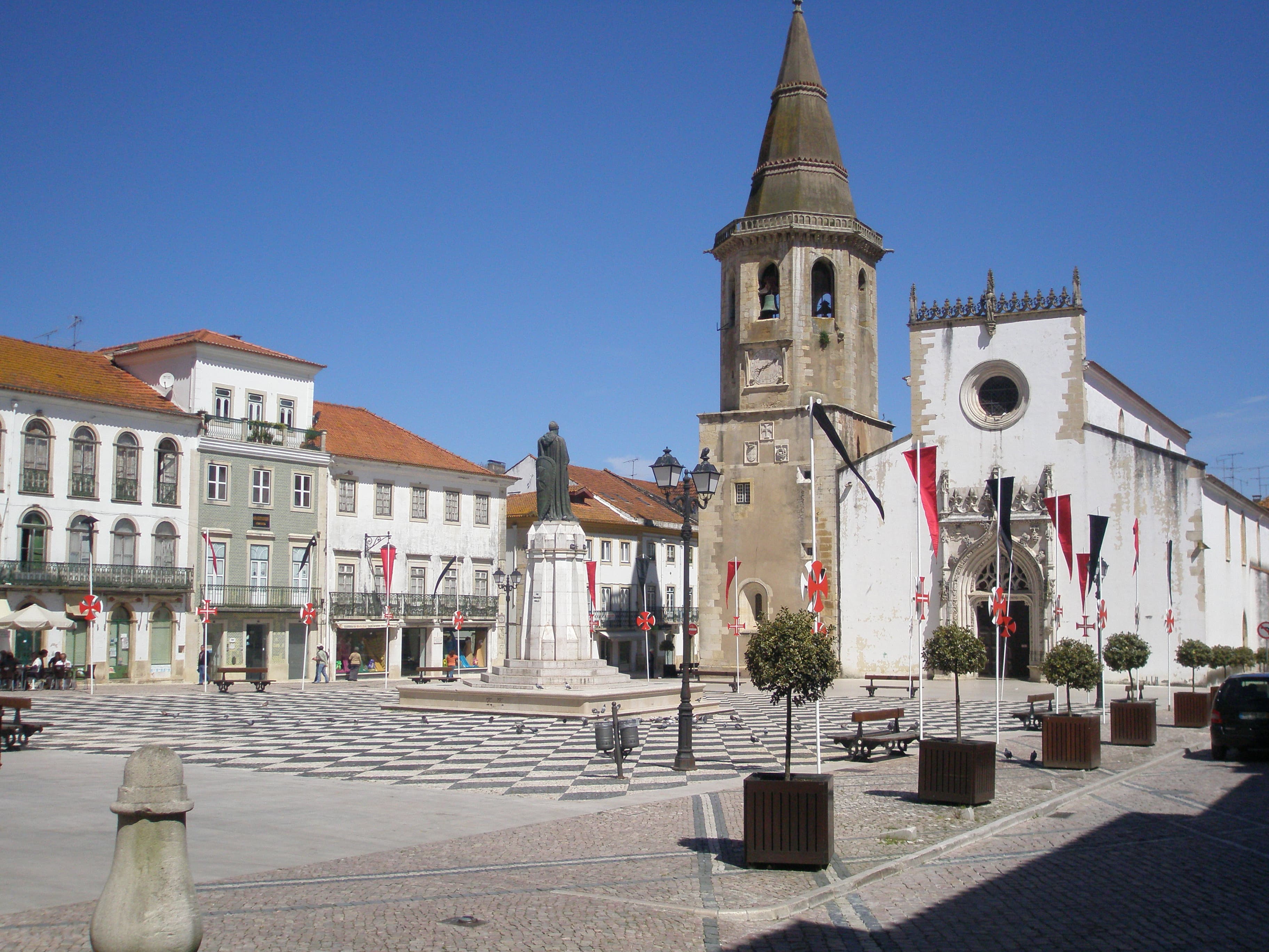 Private car transfer from Porto to Tomar