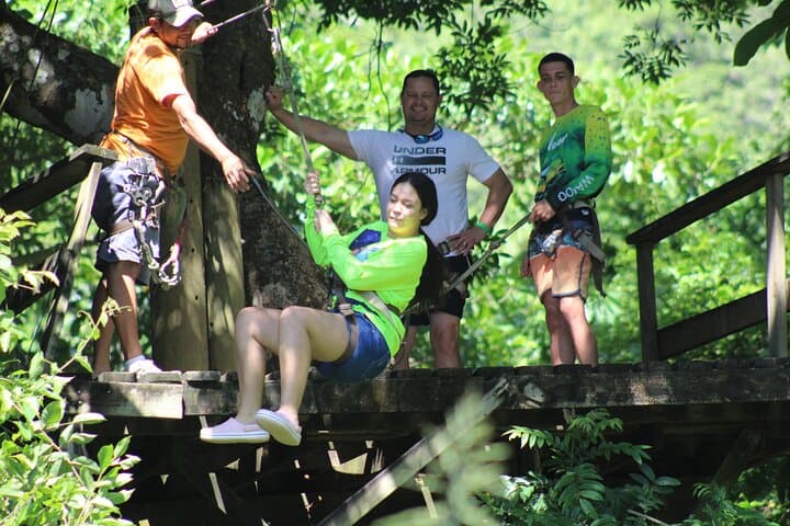 SHORE EXCURSION Zip Line, sloth park,City tour, Roatan sign & chocolate Factory