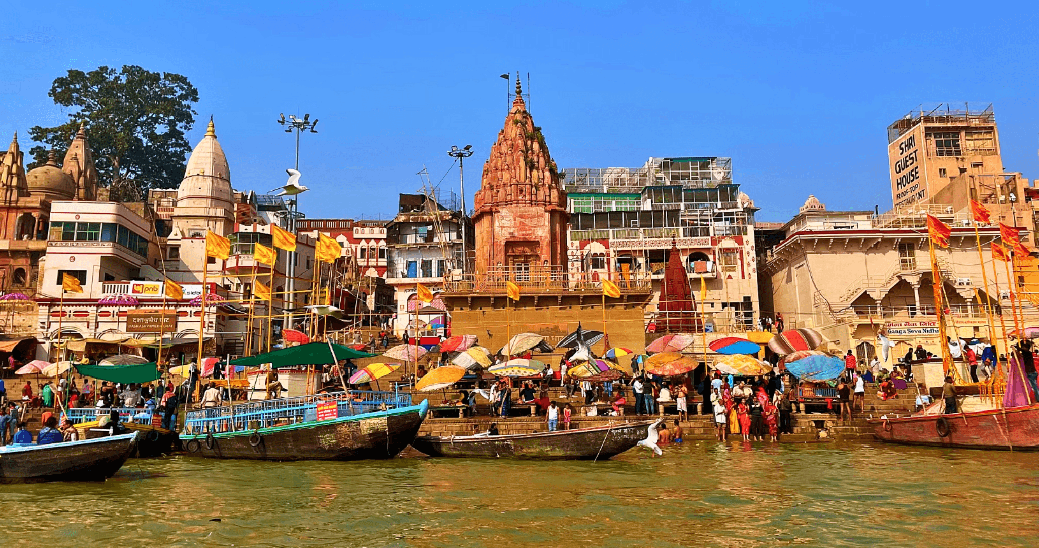 Varanasi by Sunset: A Boat Tour with Ganga Arati Experience