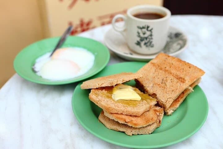 Breakfast Food Tour in Singapore 