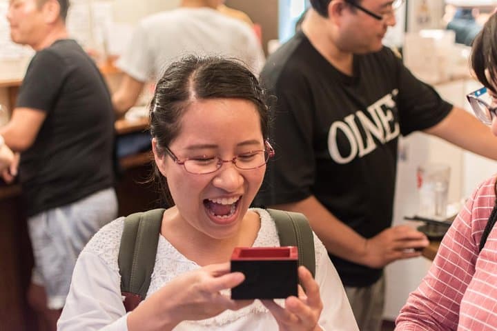 Sake Tasting Masterclass in Shinjuku (8+ Varieties with a Pro)