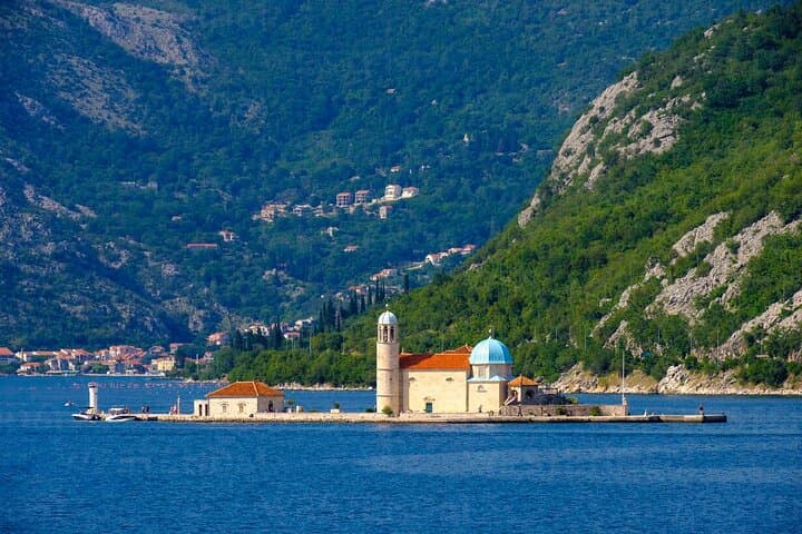 Group Full - Day Tour: Kotor & Perast from Dubrovnik