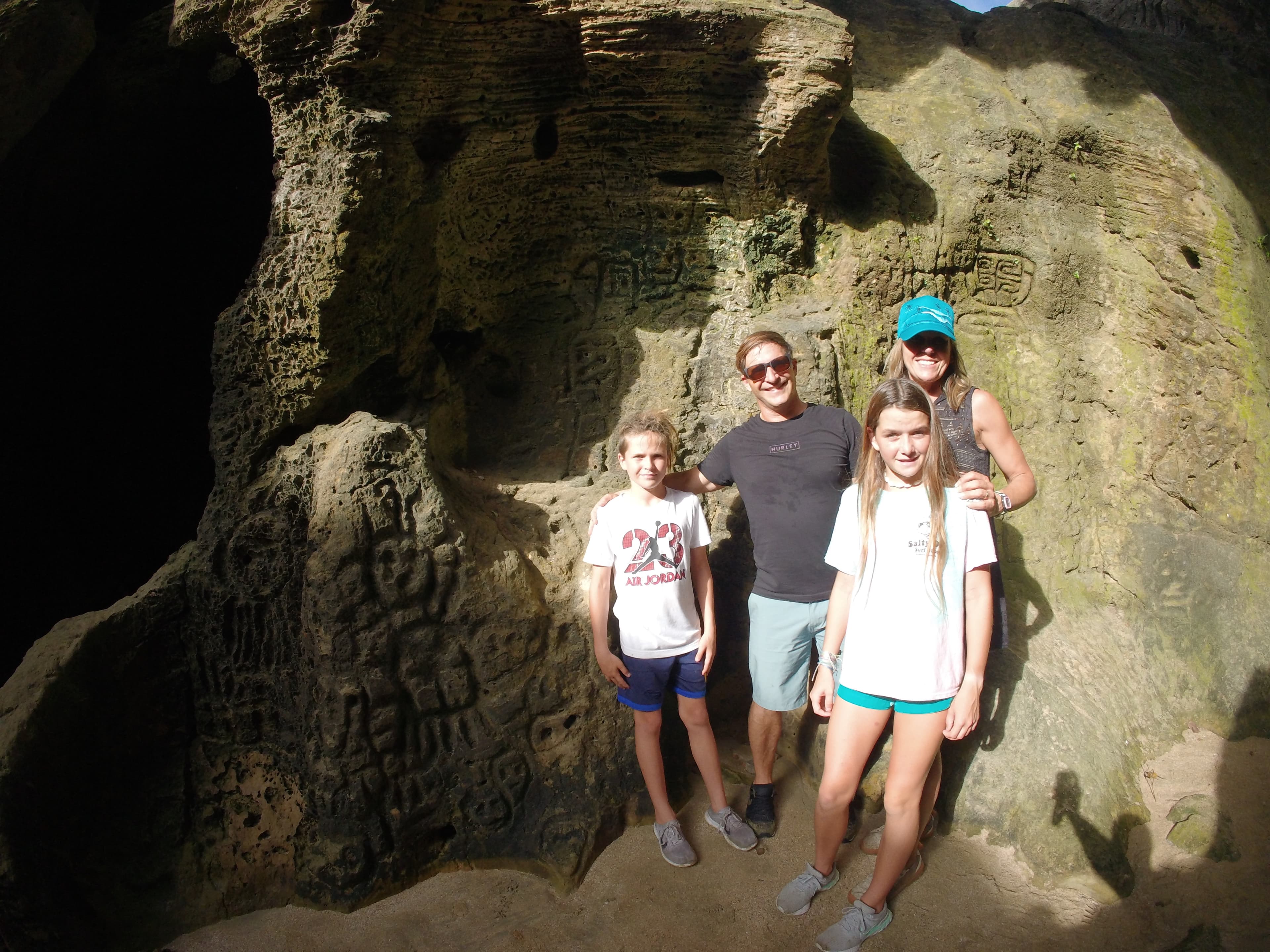 Cueva del Indio (Taino Cave) & La Poza del Obispo Beach