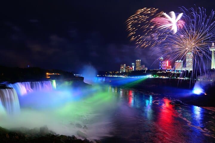 From Toronto: Niagara Falls Evening Tour 