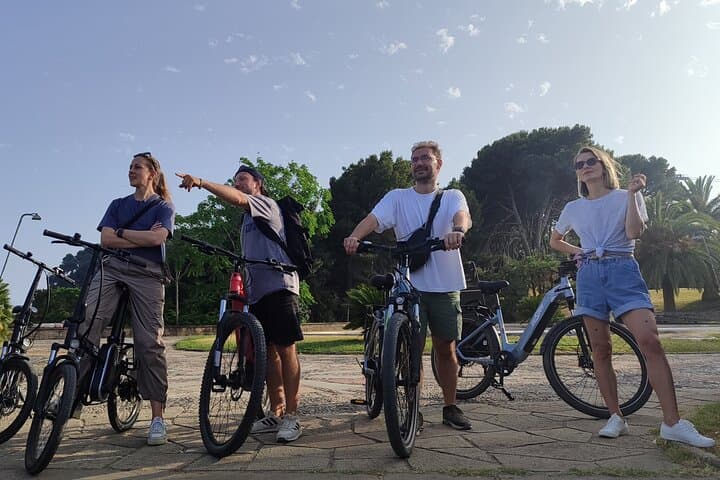 Montjuic Barcelona: Panoramic eBike Tour Views & Tapas stop
