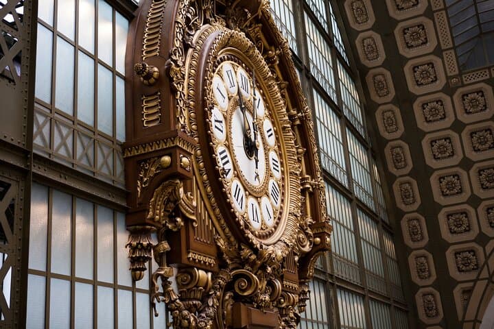 Paris Private Seine Walk, LoveLocks Bridge, Musée d'Orsay Tickets