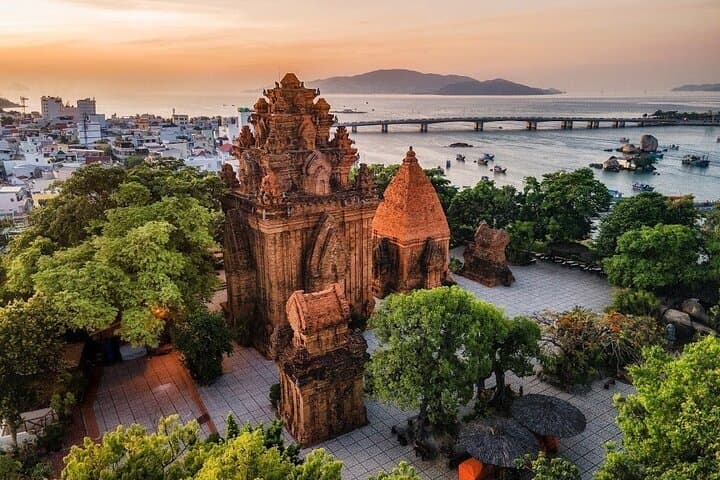 Nha Trang Half-Day Private City Tour with Mud Bath Experience