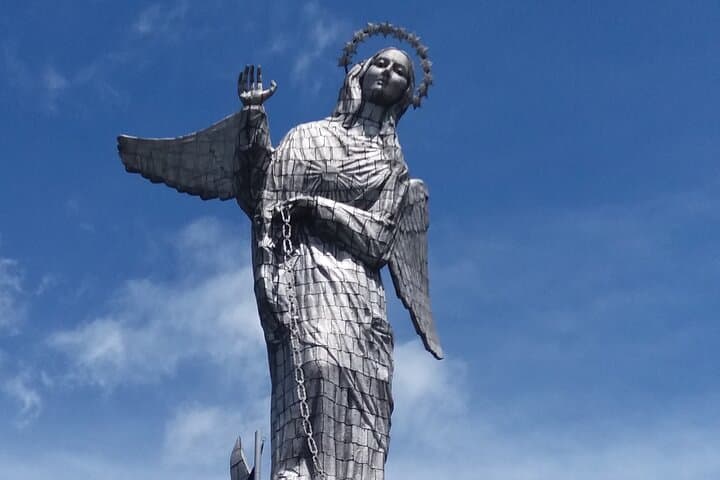 3-day tour of Quito with transfers, visits and accommodation.