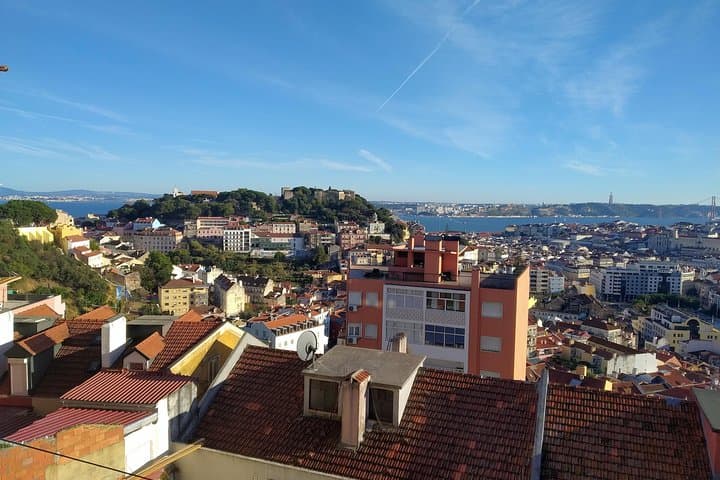 Lisbon Private Tour - Cascais option from 1 to 8 people