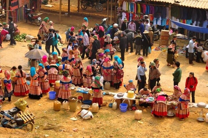Bac Ha Market Tour: Cultural Discovery & Scenic Views