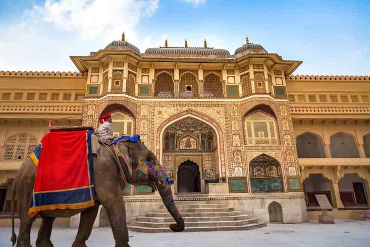 From Delhi :- 3 Days Rajasthan Tour