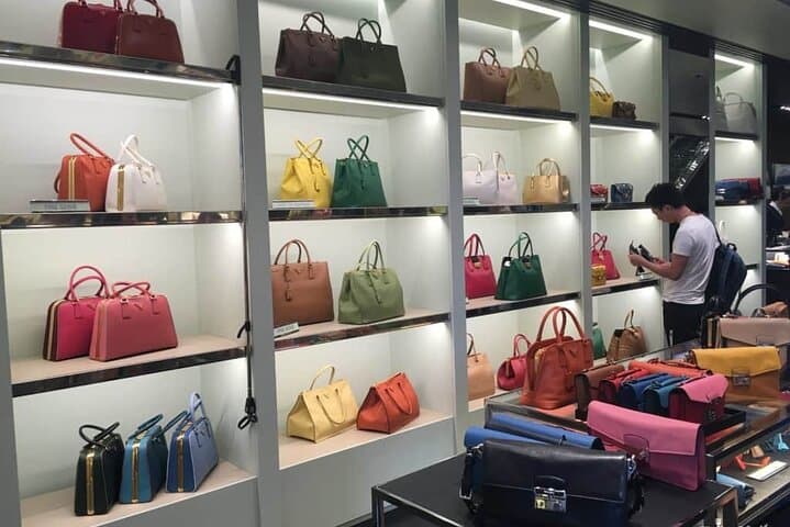 PRIVATE Half-Day Shopping Tour: The Mall GUCCI outlet