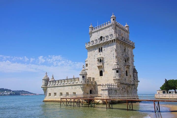 Private tour to Sintra and Lisbon City Full Day