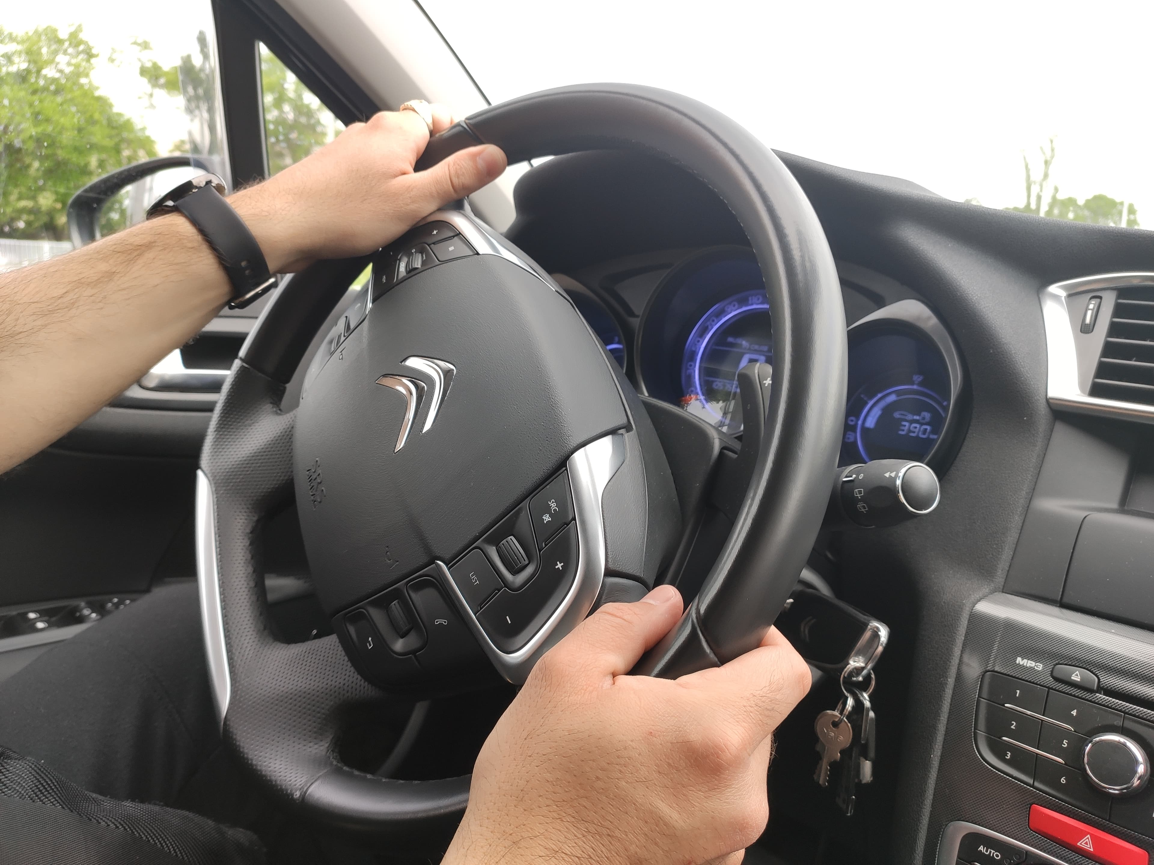 Private One-way Transfer Bucharest Airport to Hotel or vice versa