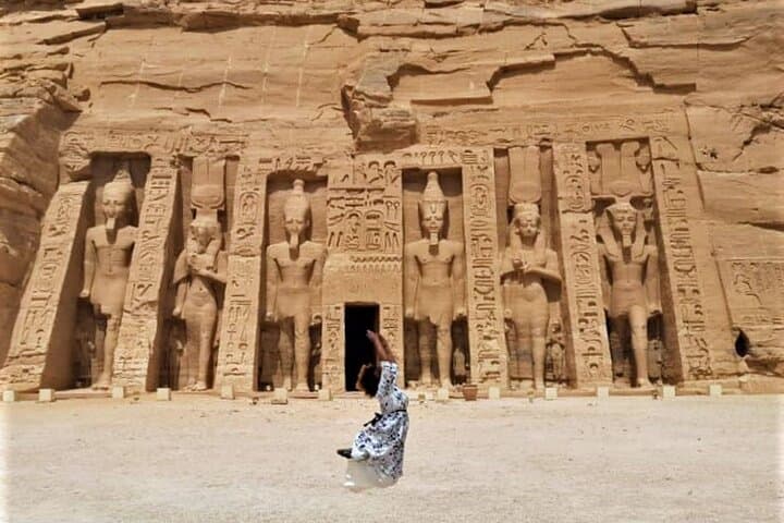Private Day Tour from Luxor to Abu Simbel