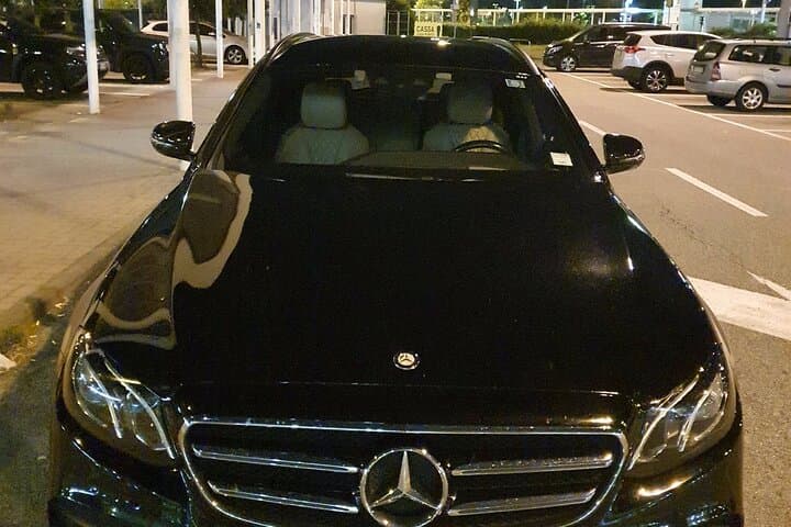 Fiumucino Rome Airport (FCO)to Chioggia Cruise Port Round-Trip Private Transfer