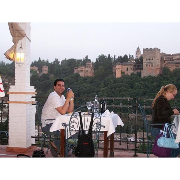 Granada Discoveries Private Tour