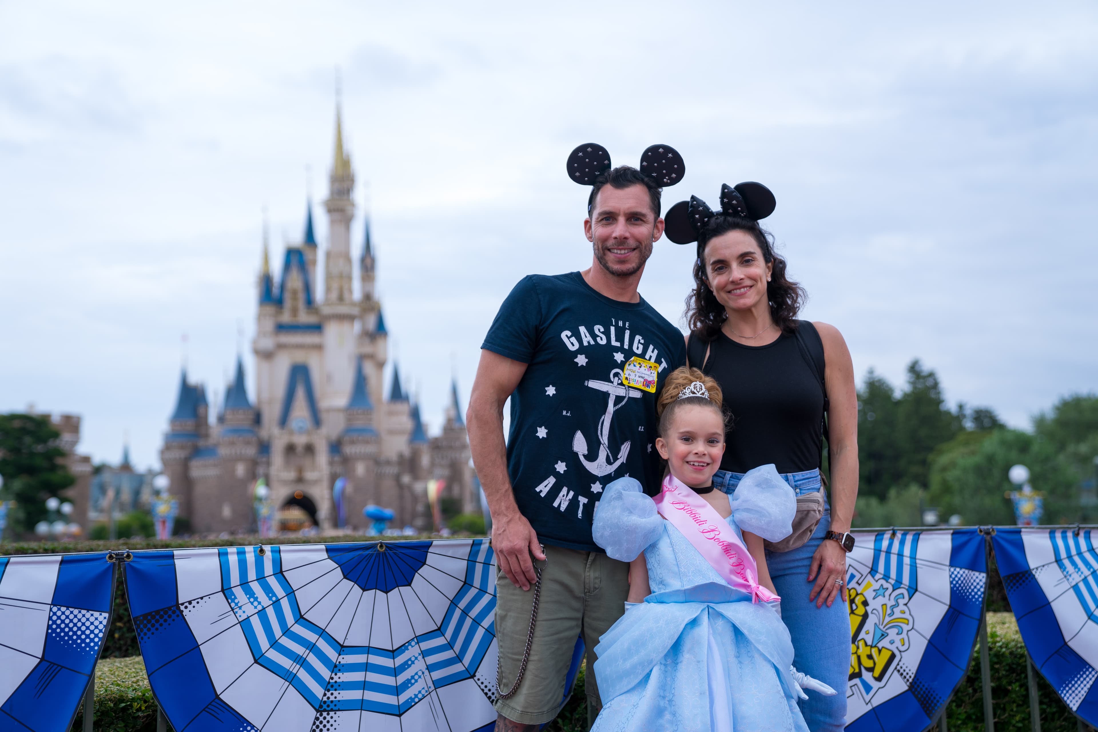 Exclusive Full-Day Tour with Expert Guide and Professional Photograph