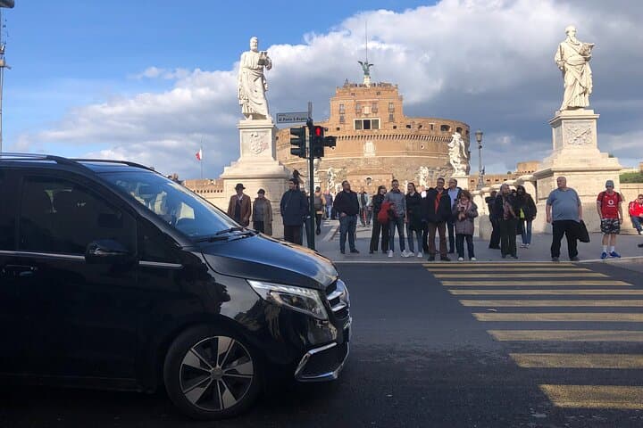Top 10 Rome Sights in style: Private Chauffeur & Tour Leader