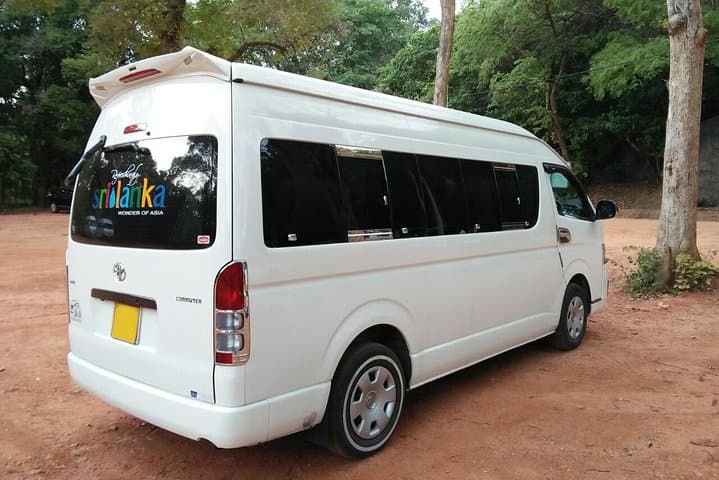 Colombo Airport (CMB) to EKHO Lake House, Polonnaruwa Private Transfer